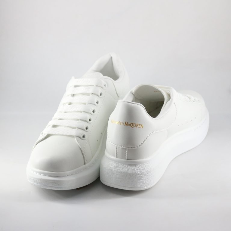 Classic White Sneakers with Black Heel Tab – Unisex - Image 3