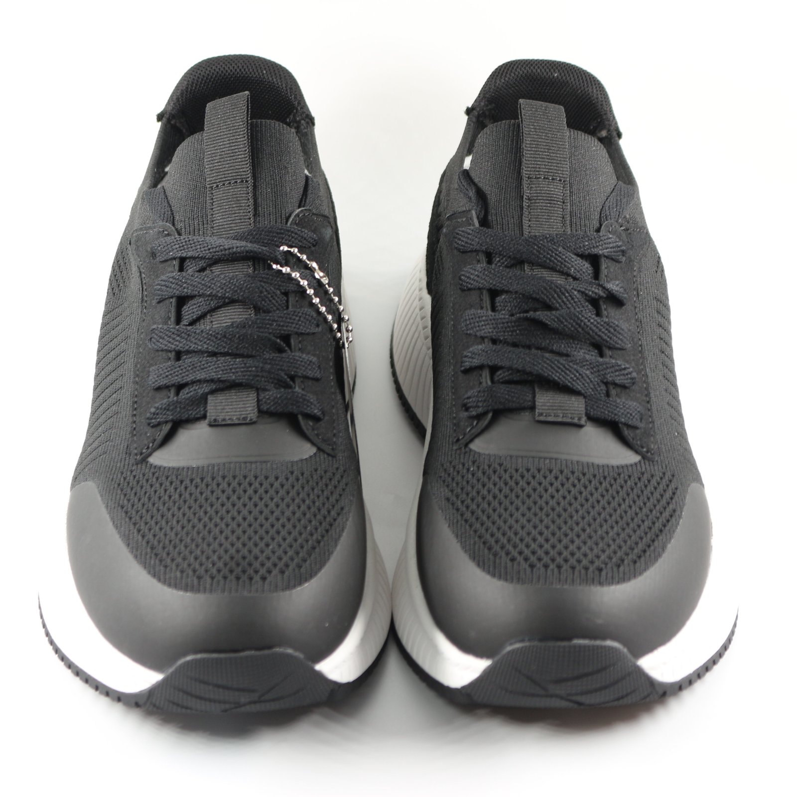 Men’s black lightweight mesh sneakers with breathable design and cushioned sole