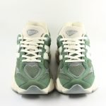 Men’s Green Mesh & Suede Casual Sneaker